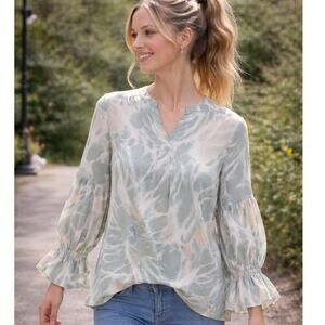 Entro Abstract Floral Blouse Size M Romantic Ruffle Sleeve Spring Top NWOT